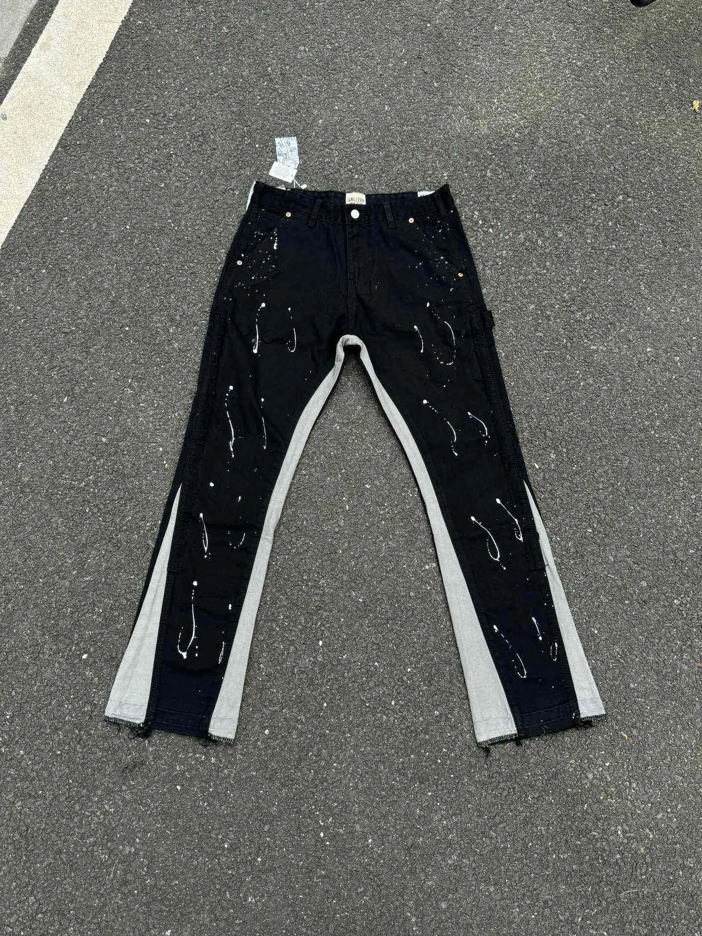 -Size upper body P220#G33 GALLERY DEPT. Spliced ​​washed retro jeans for men and women, high street splash-ink pants, micro-flared casual trousers, trendy couple, same style. Color: black. Size: S-XXL (corresponding to 28-36)